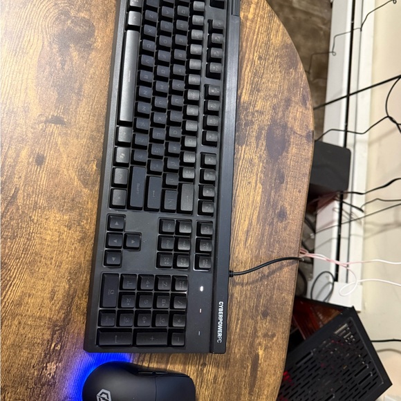 Gaming pc - Picture 1 of 4